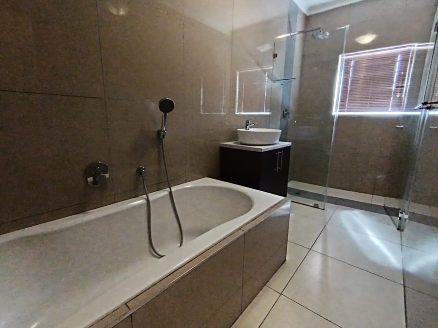 4 Bedroom Property for Sale in Walmer Heights Eastern Cape